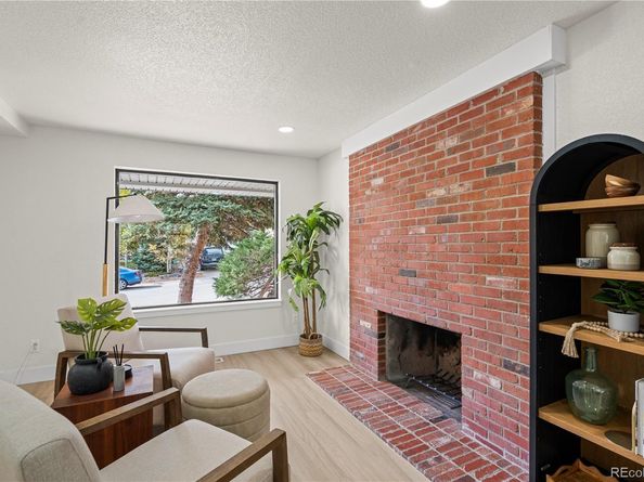 884 S Lewis Street, Lakewood CO 80226