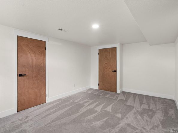 884 S Lewis Street, Lakewood CO 80226