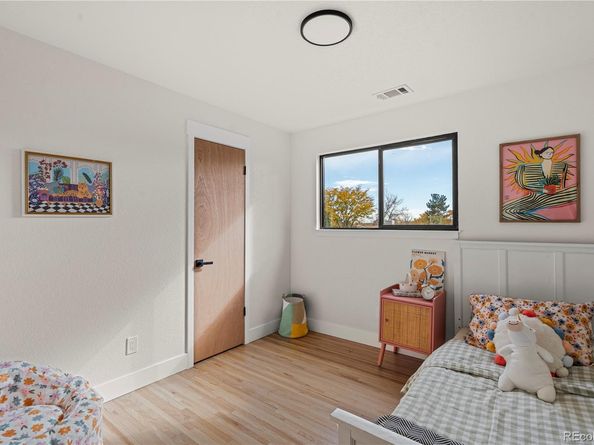 884 S Lewis Street, Lakewood CO 80226