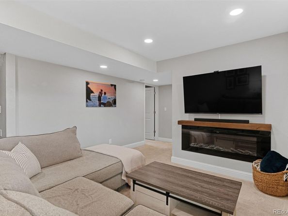 922 S Telluride Street, Aurora CO 80017