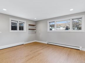 960 S Arbutus Street, Lakewood CO 80228