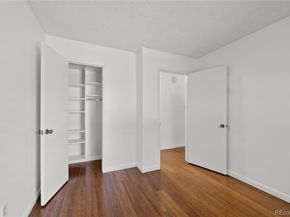 7078 S Knolls west Way, Centennial CO 80122