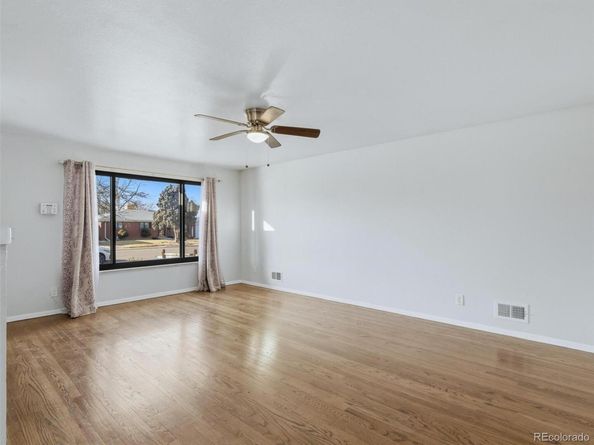 3206 Vaughn Street N, Aurora CO 80011