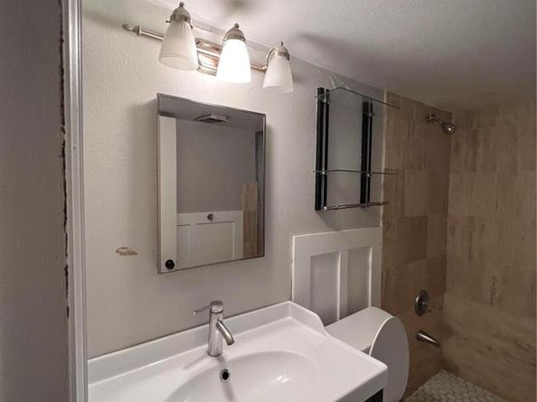 2490 S Rifle Street, Aurora CO 80013
