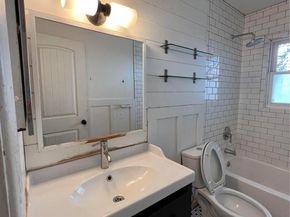 2490 S Rifle Street, Aurora CO 80013