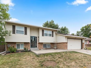 8706 W 86th Drive