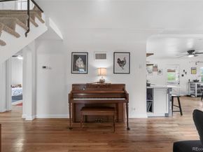 1050 Pikeview Street, Lakewood CO 80215