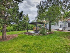 1050 Pikeview Street, Lakewood CO 80215