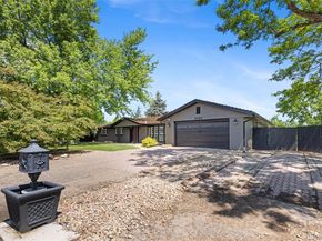 2180 Myrtlewood Lane, Lakewood CO 80215