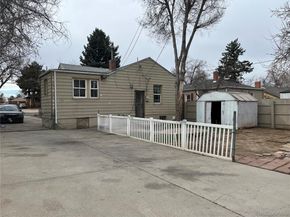 1120 Dayton Street, Aurora CO 80010