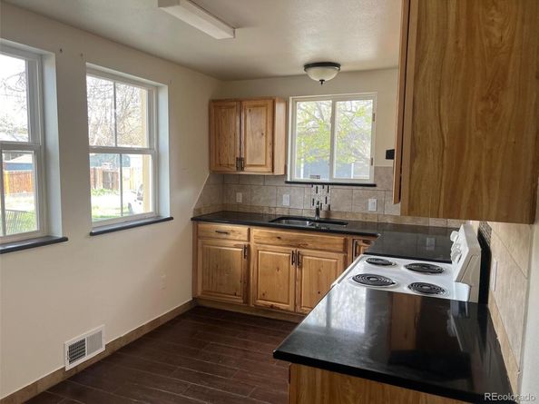 1120 Dayton Street, Aurora CO 80010