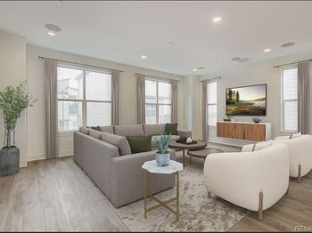 10886 E Hinsdale Circle