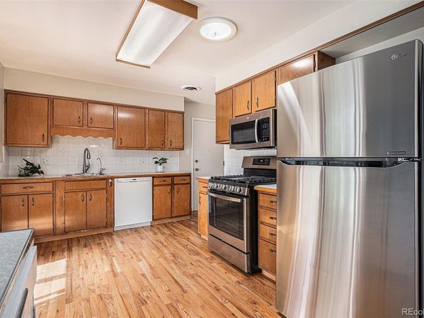 2939 S Zurich Court, Denver CO 80236