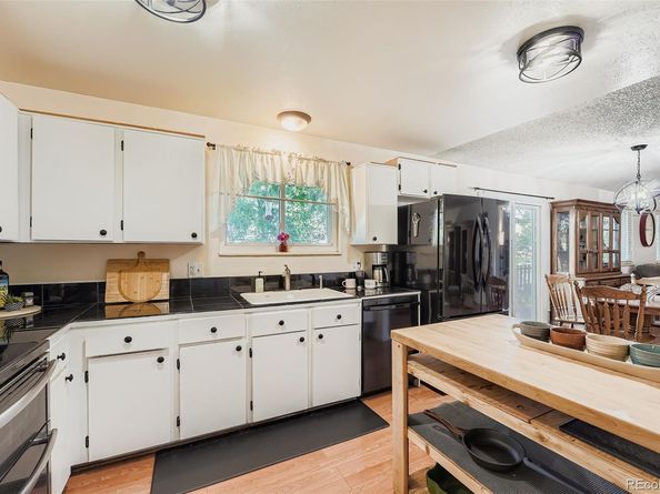 16673 E Louisiana Drive, Aurora CO 80017