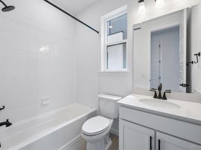 Undisclosed Address #2488767, Centennial CO 80112