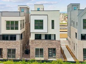 Undisclosed Address #2488767, Centennial CO 80112