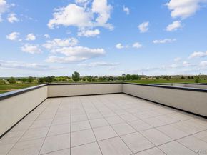 Undisclosed Address #2488767, Centennial CO 80112