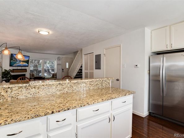 9661 W Chatfield Avenue B, Littleton CO 80128