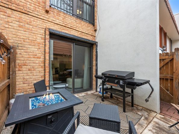 2869 S Locust Street, Denver CO 80222