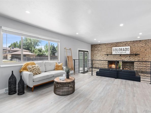 9457 W Arizona Avenue, Lakewood CO 80232