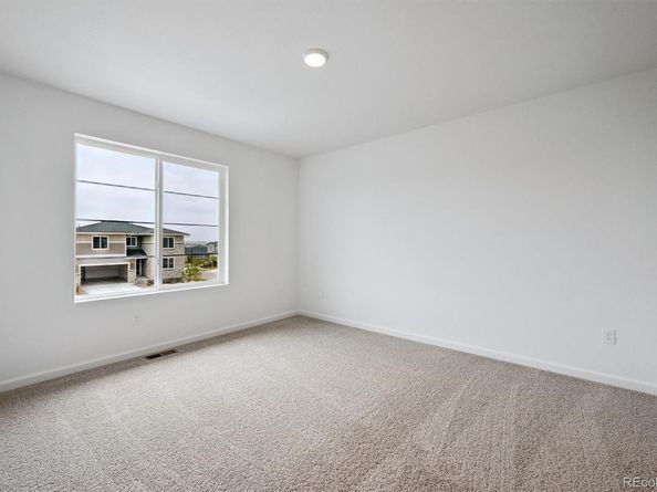 24717 E 40th Avenue, Aurora CO 80019