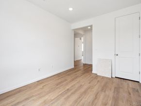 24717 E 40th Avenue, Aurora CO 80019