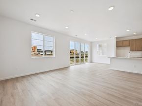 24717 E 40th Avenue, Aurora CO 80019