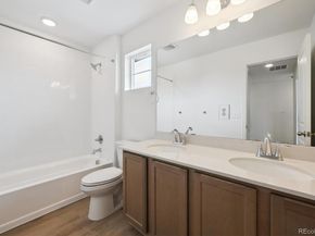 24717 E 40th Avenue, Aurora CO 80019