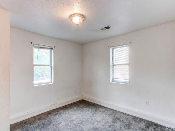 2571 W Iliff Avenue, Denver CO 80219