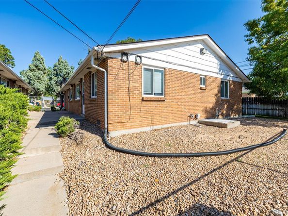 1601 Nome Street, Aurora CO 80010