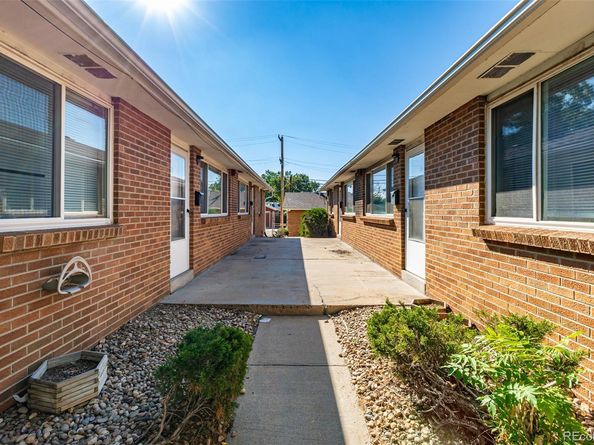 1601 Nome Street, Aurora CO 80010