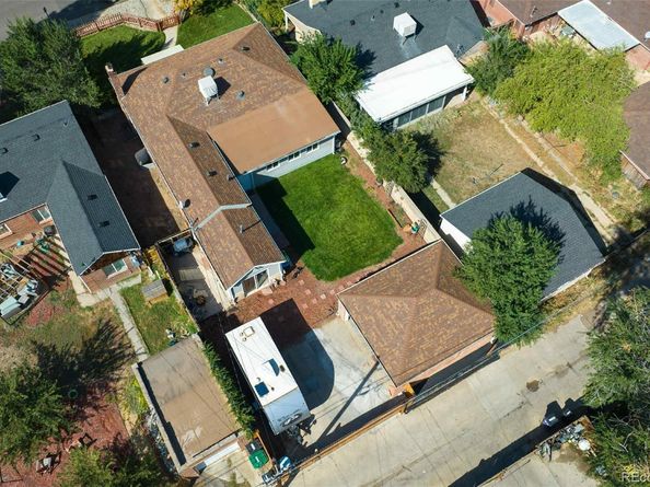 1610 Spruce Street, Denver CO 80220