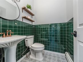 955 Independence Street, Lakewood CO 80215