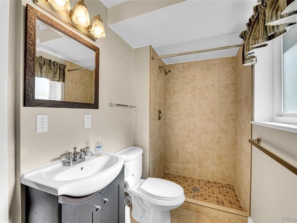 6979 S Syracuse Court, Centennial CO 80112