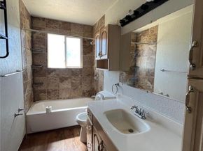 Undisclosed Address #6537687, Aurora CO 80017