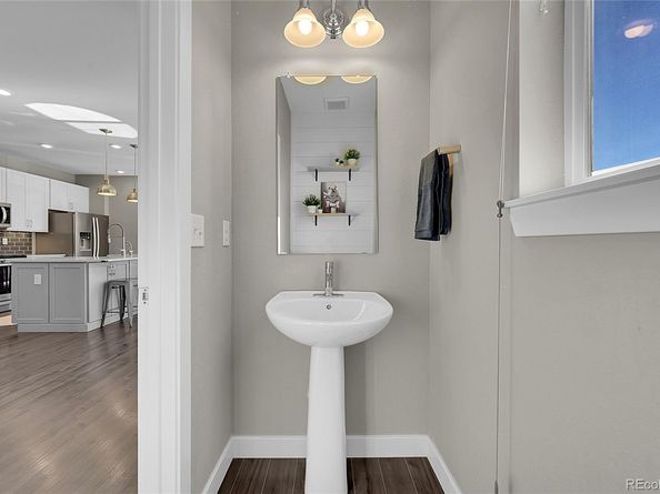 7599 S Zante Court, Aurora CO 80016