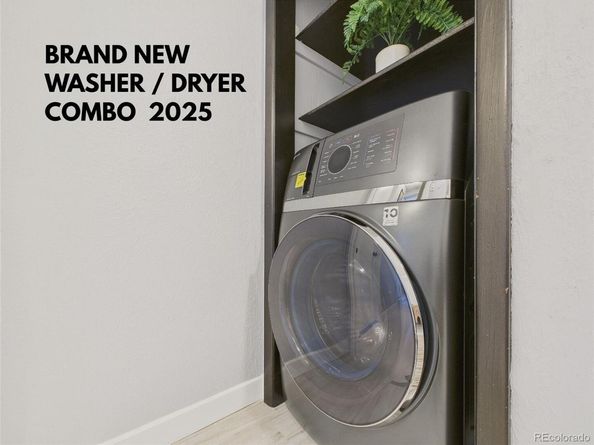 190 E Highline Circle 302, Centennial CO 80122