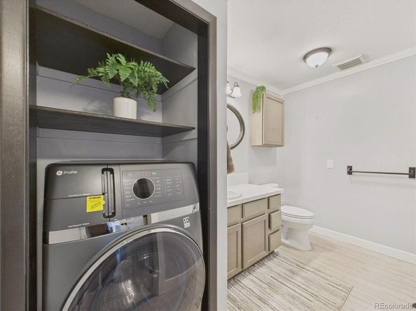 190 E Highline Circle 302, Centennial CO 80122