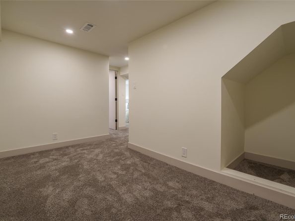 3055 Ivanhoe Street, Denver CO 80207