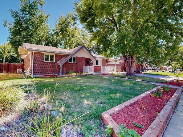 8438 Ames Street, Arvada CO 80003