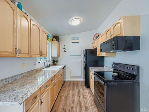 17121 E Mercer Drive, Aurora CO 80013