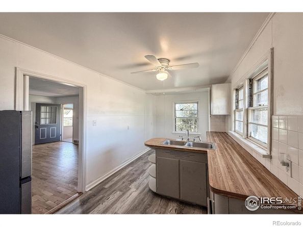 818 Hover Street, Longmont CO 80501