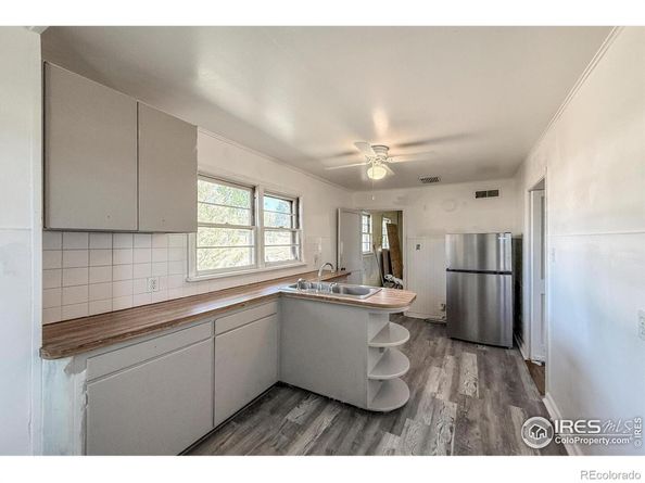 818 Hover Street, Longmont CO 80501