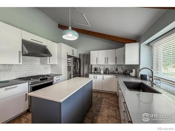 5004 Fox Hill Drive, Longmont CO 80504