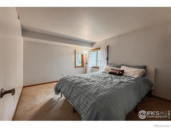 5004 Fox Hill Drive, Longmont CO 80504