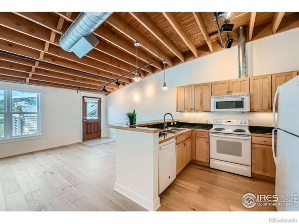 1941 Pearl Street 303, Boulder CO 80302