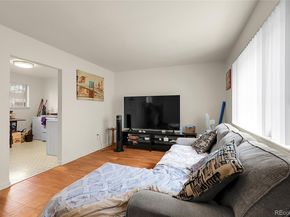 3242 N Columbine Street, Denver CO 80205