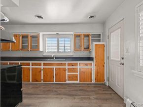 6875 W 16th Avenue, Lakewood CO 80214