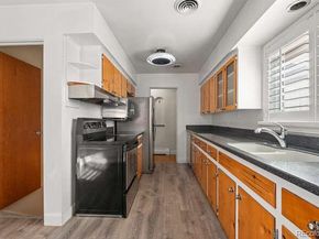 6875 W 16th Avenue, Lakewood CO 80214