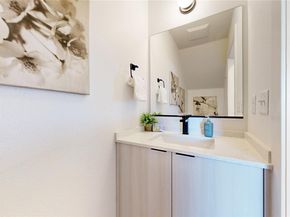 913 Edge Circle, Longmont CO 80501